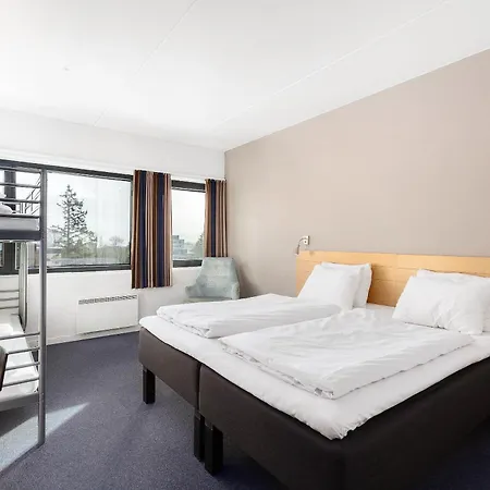 Western St Svithun 3*