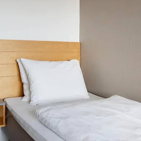 Western St Svithun 3*